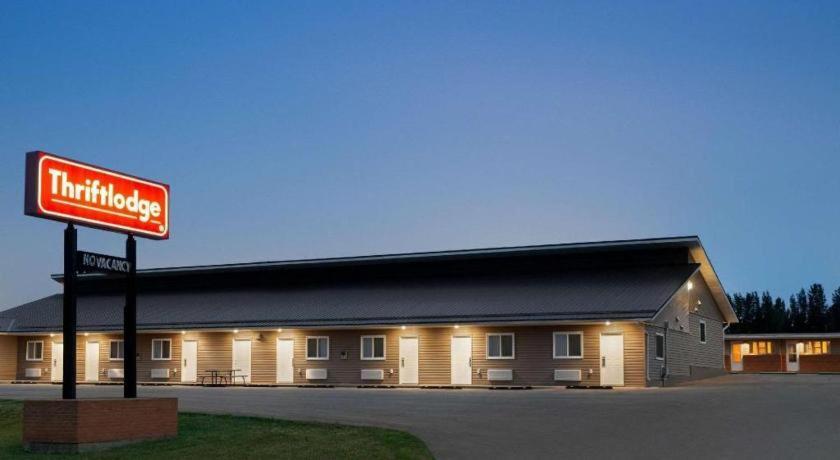 Thriftlodge Moose Jaw Esterno foto